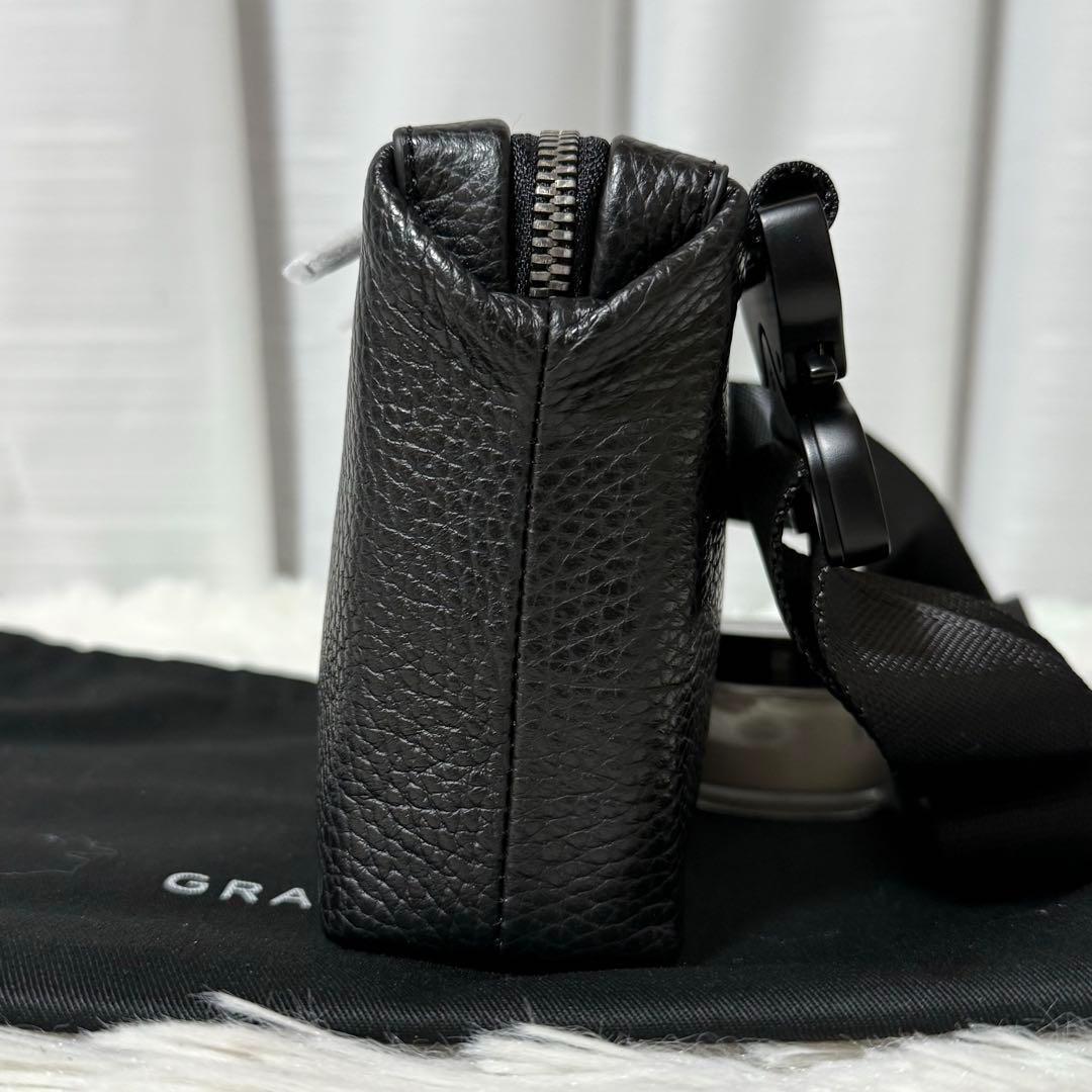 ⭐️新品⭐️ grams28 グラムス28 157エッセンシャル・クロスボディ