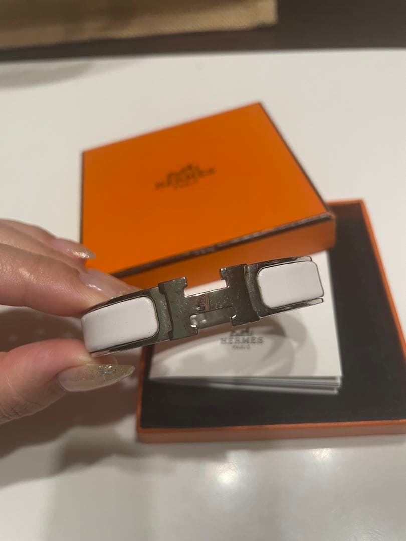 HERMES ホワイトバングル 楽天市場】【動画有】エルメス HERMES クリッククラックPM バングル