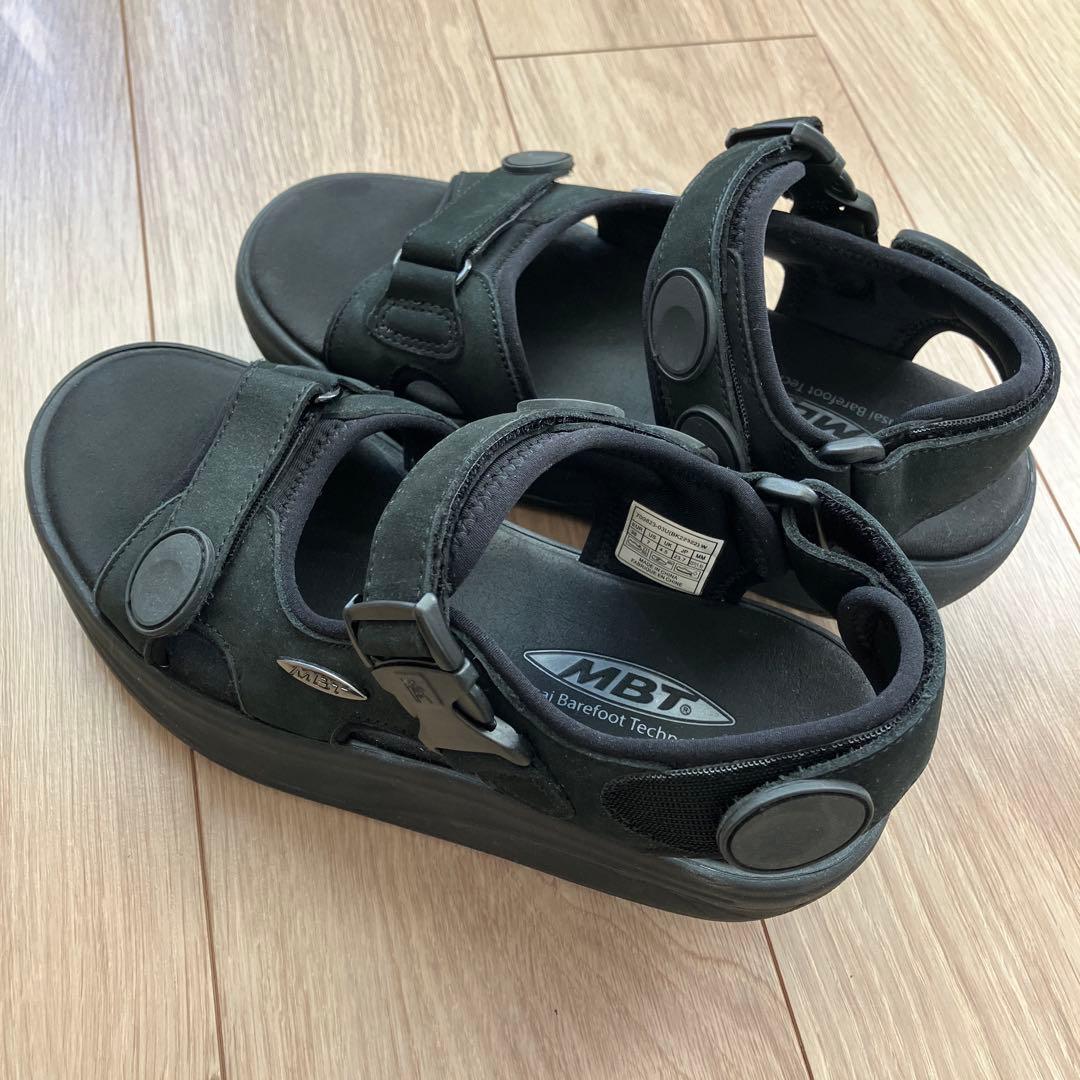 最終値下げ！【超美品】24㎝ MBT KISUMU Classic サンダル MBT（エムビーティー） キズム クラシック メンズ / メンズ スポーツ