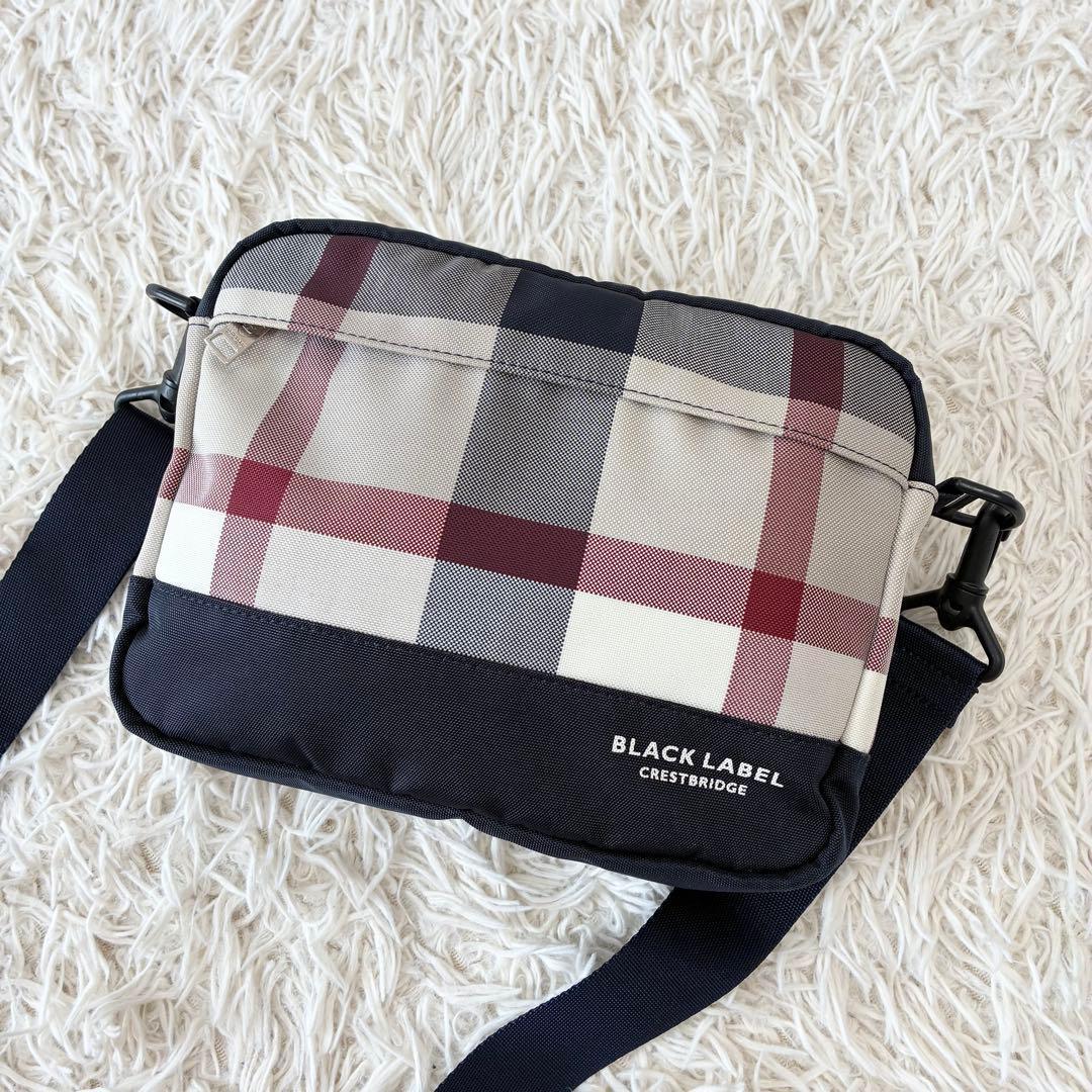 極美品 ブラックレーベルクレストブリッジ ナイロンショルダーバッグ チェック 極美品 ブラックレーベルクレストブリッジ ナイロンショルダーバッグ