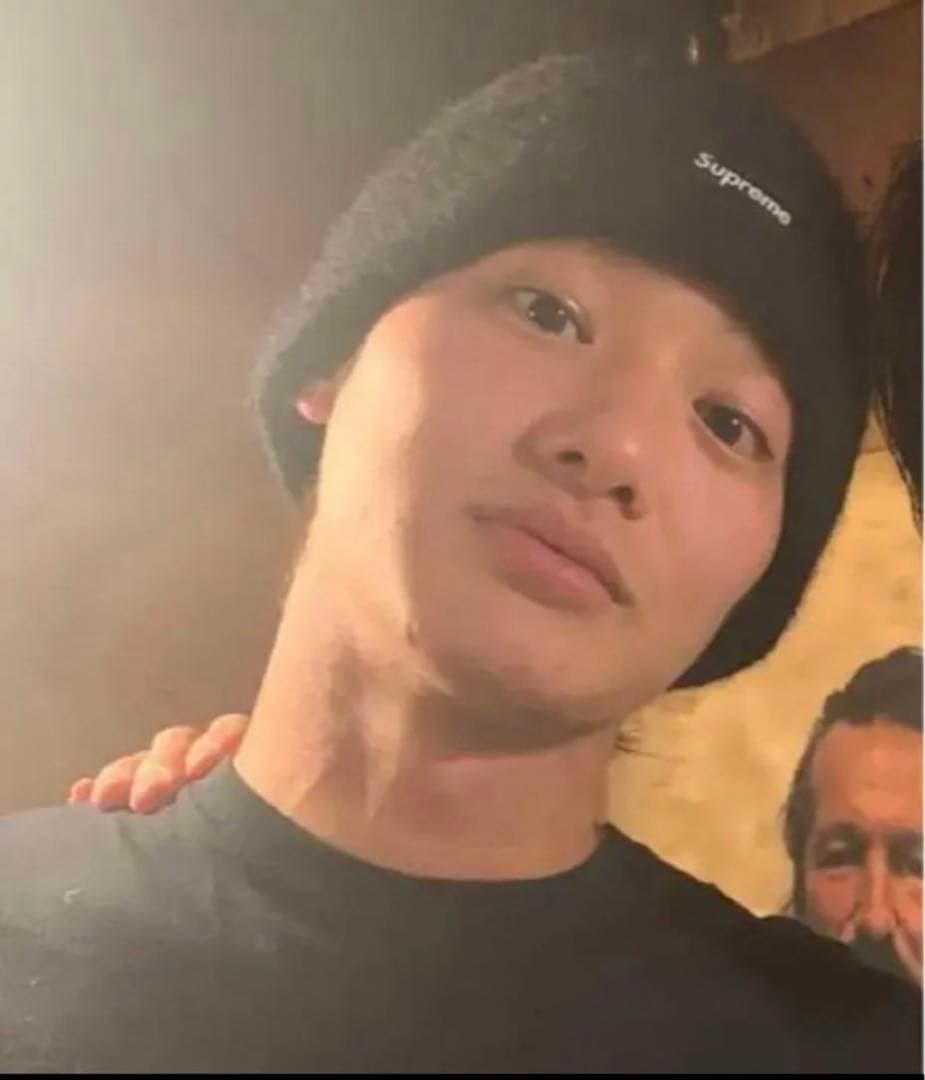 Supreme Beanie black 野村周平着用モデル - メルカリ