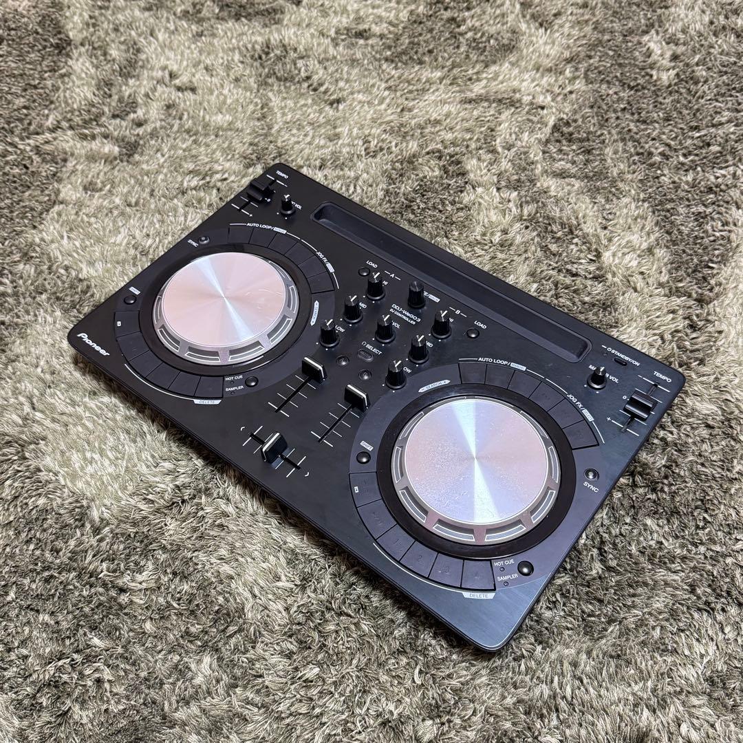 DJ機材 Pioneer DDJ-Wego3 DDJ-WeGO3-K (archived) Multi-color, compact DJ software controller