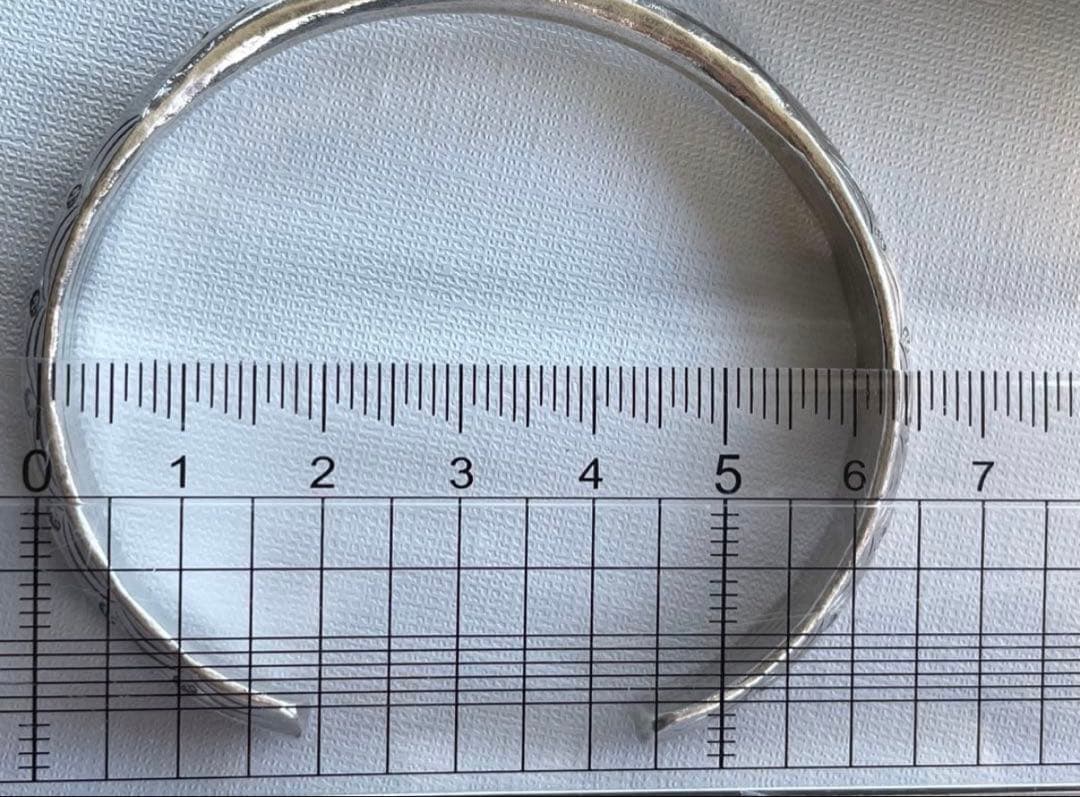 カレンシルバ 波模様カフブレスレット バングル 高純度 腕輪