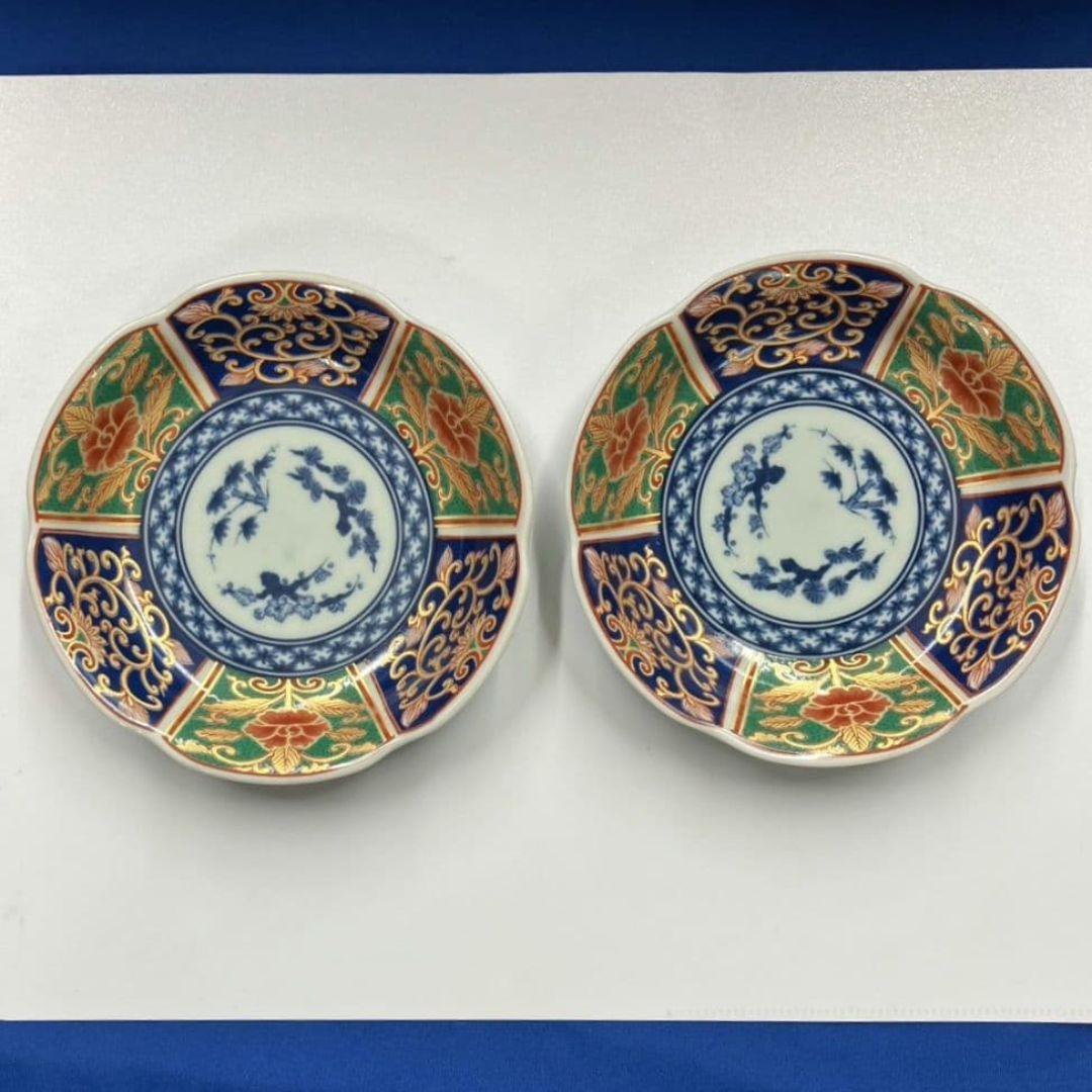 2枚セット 有田焼 古伊万里 色絵 輪花皿 金彩錦唐草 取分け皿 - メルカリ