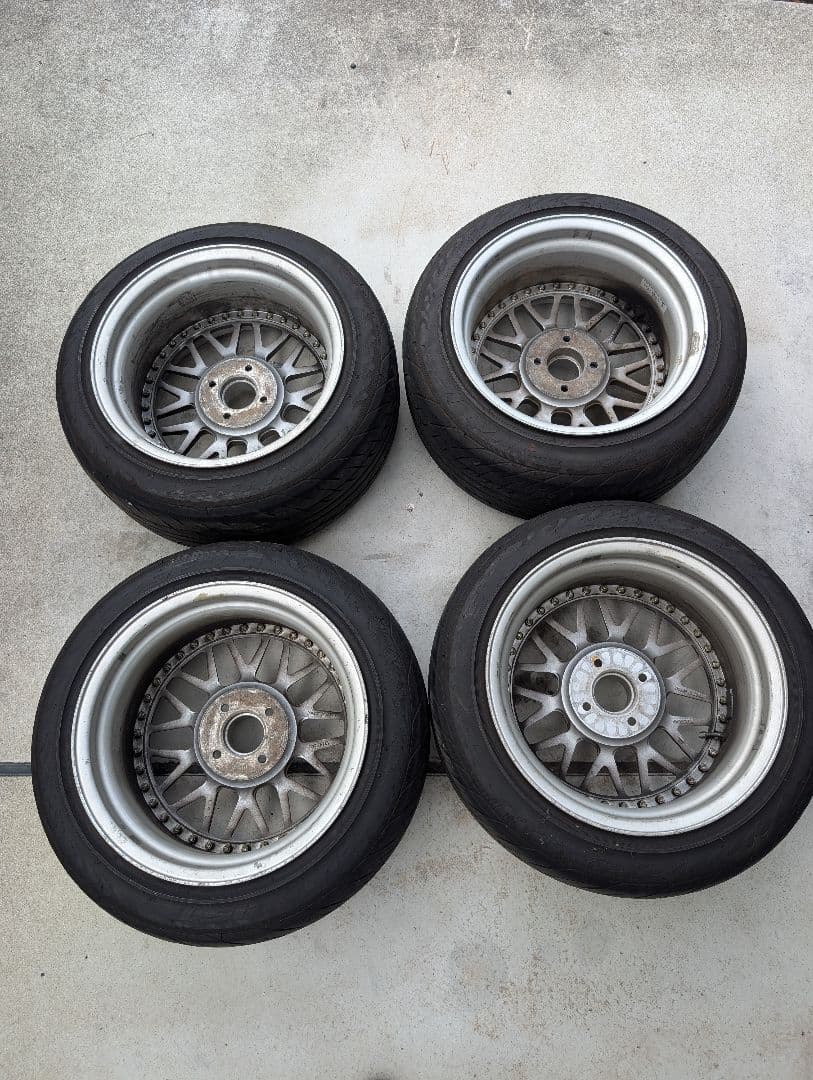 SUPERSTAR シェブロンレーシング 8.5j 15 +20 PCD 100