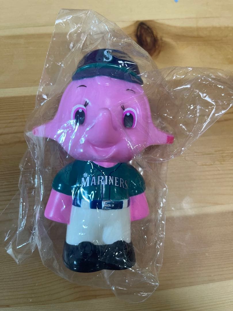 サトコちゃん マリナーズ 貯金箱 フィギュア ソフビ 未開封品 - メルカリ