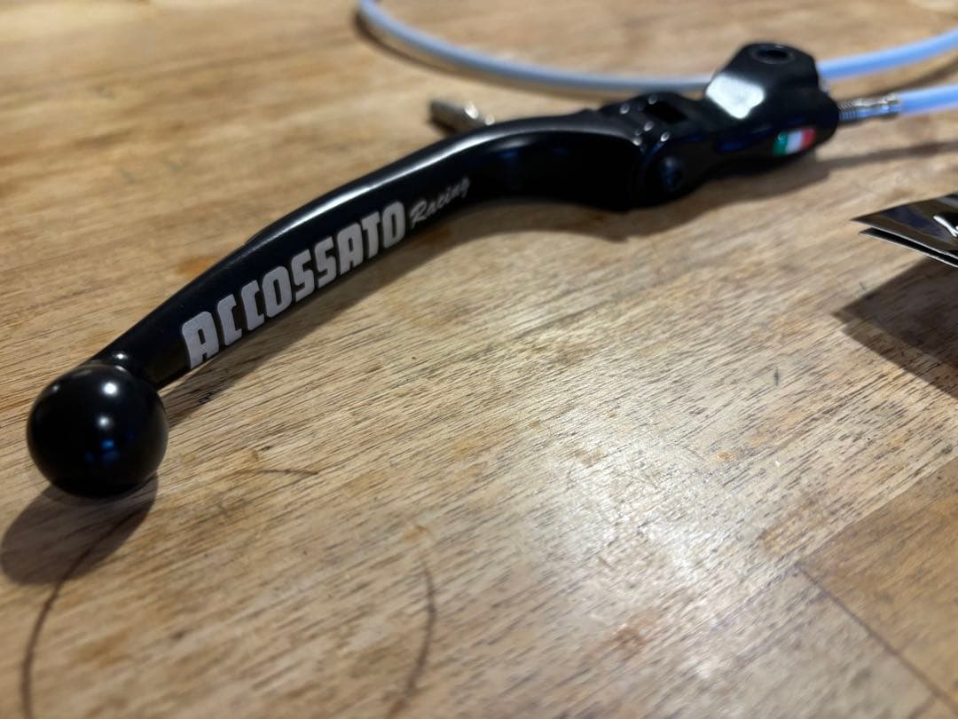 アコサット　ブレーキレバー　アジャスター付 ACCOSSATO(アコサット) ブレーキレバー | バイク用品通販 Webike