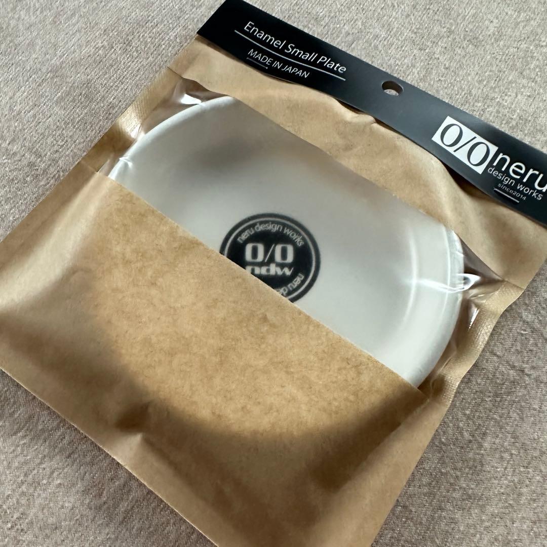 新品未開封 neru design works kozara12 ロゴ ホワイト - メルカリ