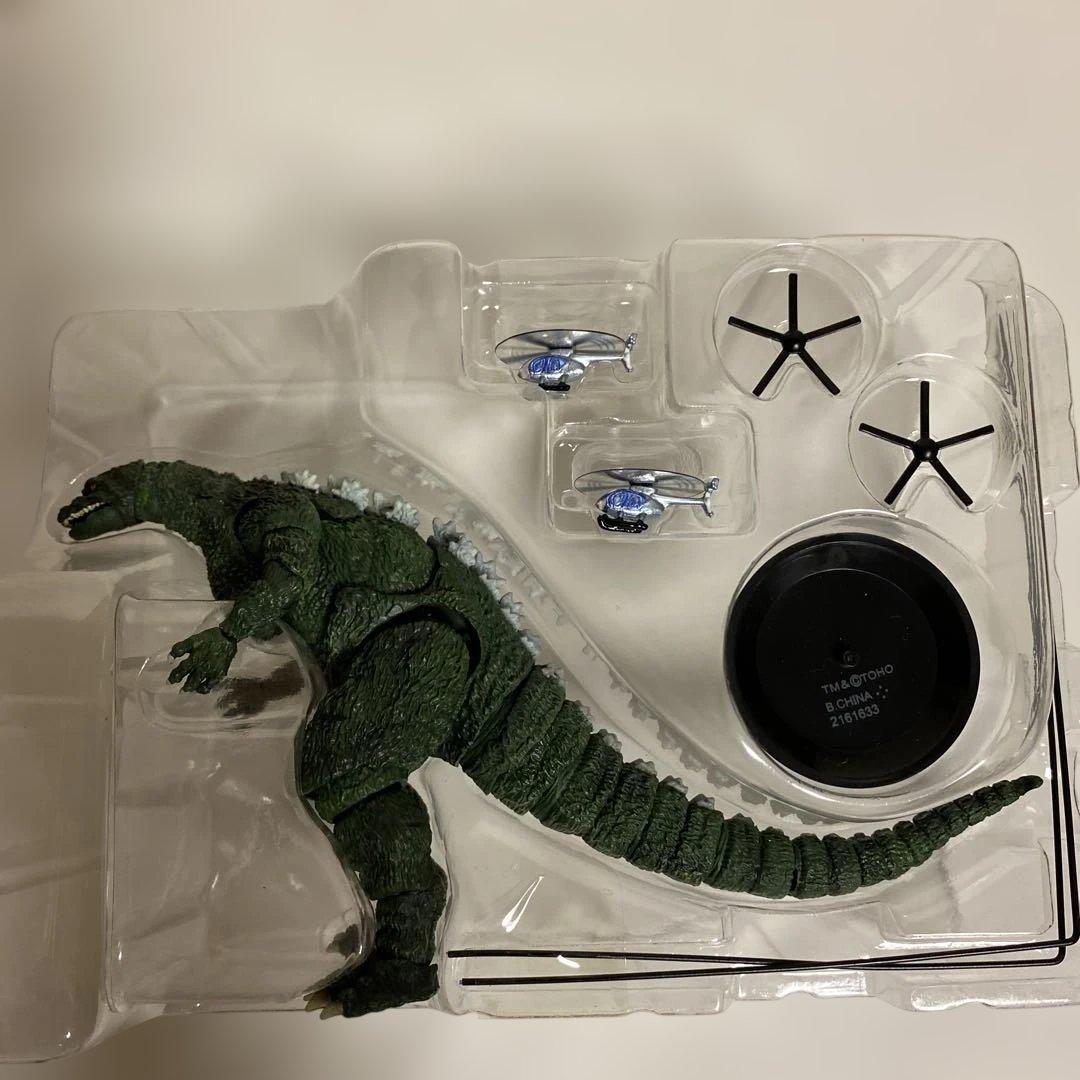 S.H.monsterarts ゴジラジュニア - メルカリ