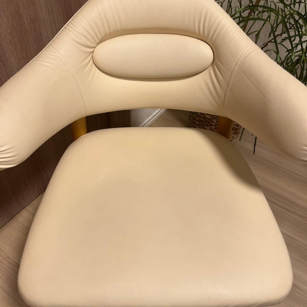 Combi コンビ エンジェルチェア 授乳椅子 - メルカリ