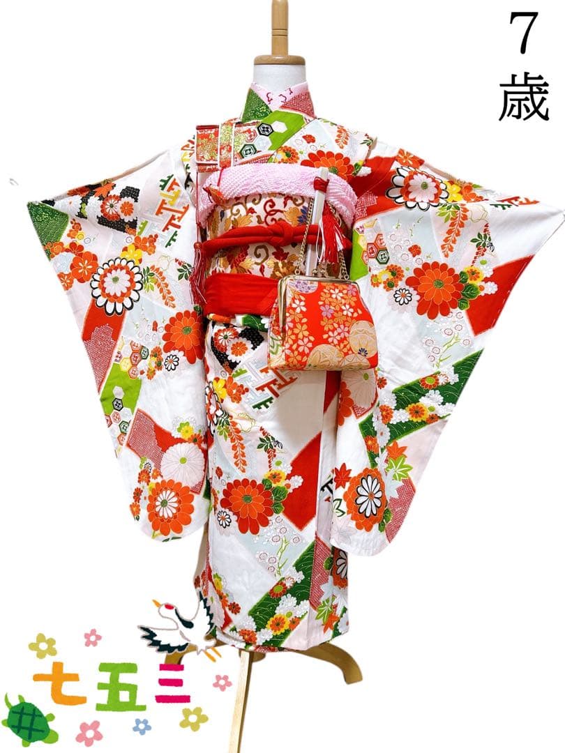 アンティークフルセット♡七五三　5歳から7歳　女の子　一式　レトロ　白 レンタル 七五三 7歳 女の子 着物セット 九重 レトロ モダン 花 黒系