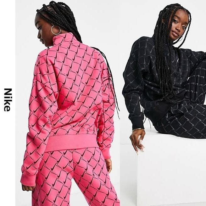 海外限定 NIKE ナイキ 総柄スウッシュ スウェット セットアップ 上下