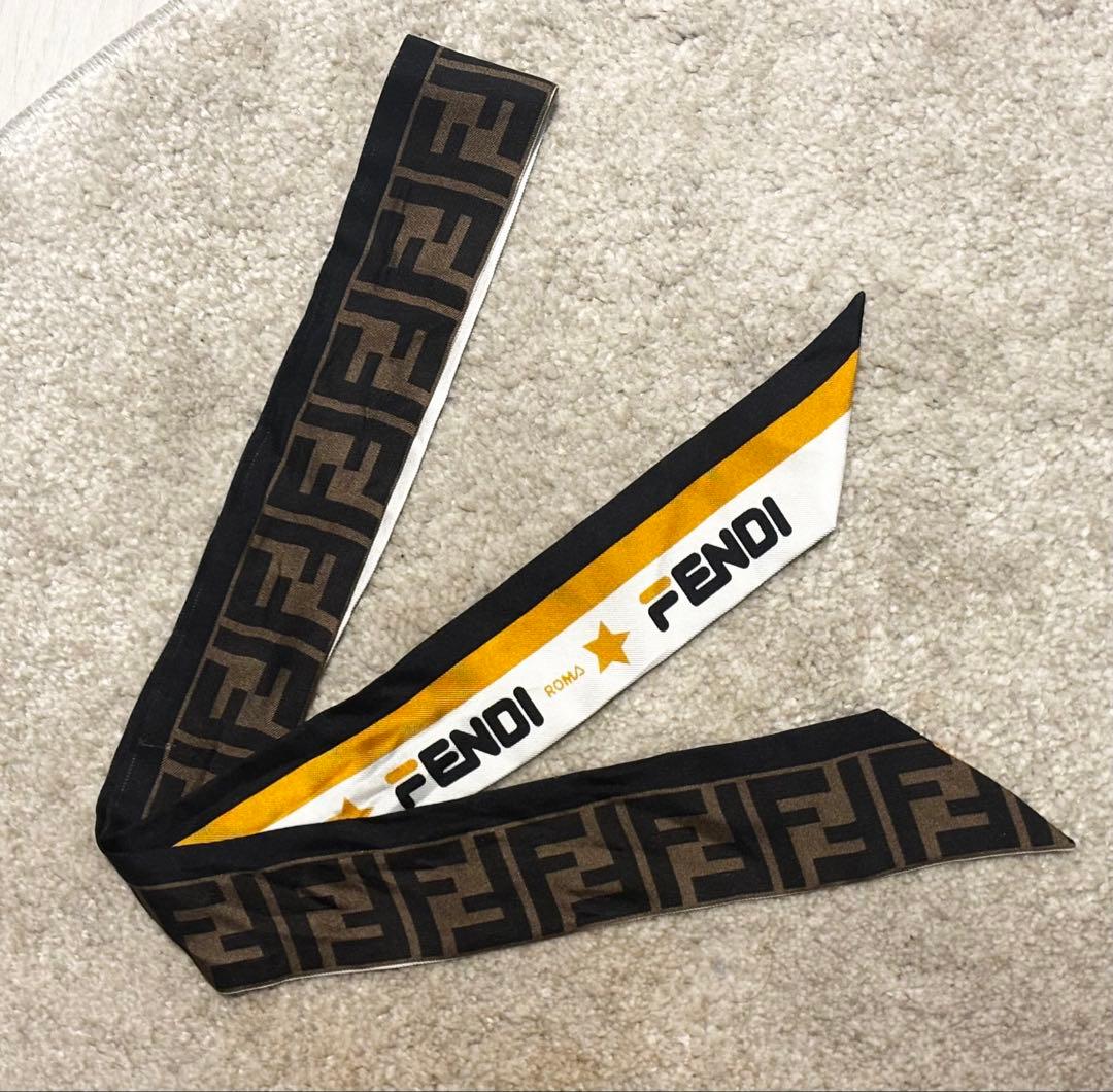 美品 FENDI フェンディ スカーフ ラッピー シルク FILA ズッカ ロゴ
