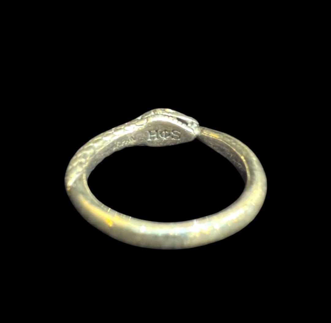 新品未使用】HOS ウロボロスデザイン シルバーリング - メルカリ