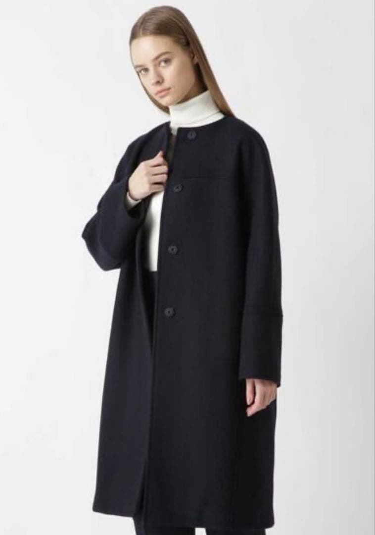 t*o様 アドーア　定価95700円　エアメルトンノーカラーコート38 黒 セール】 エアメルトンノーカラーコート （アウター）｜ADORE