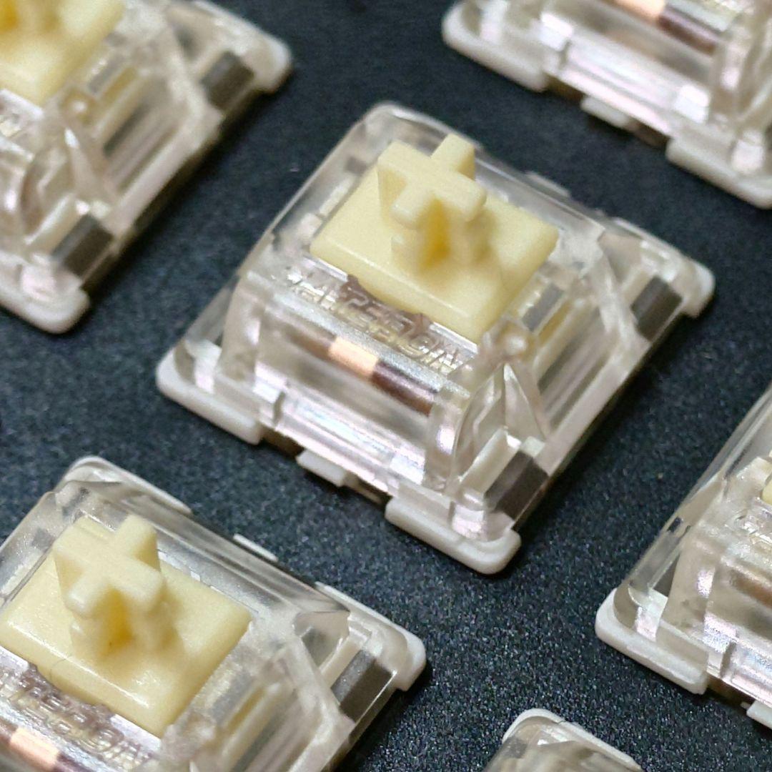 キースイッチ変更済】Keychron Q15 MAX（バナナ軸） - メルカリ