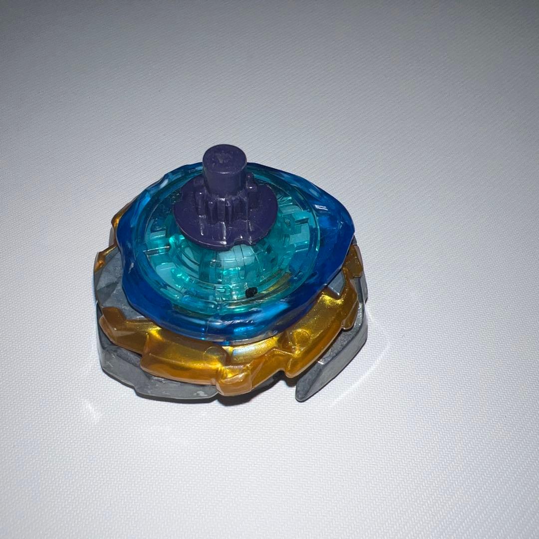 調整済み】 エンペラーブレイブH.1-60.LR ベイブレードx - メルカリ