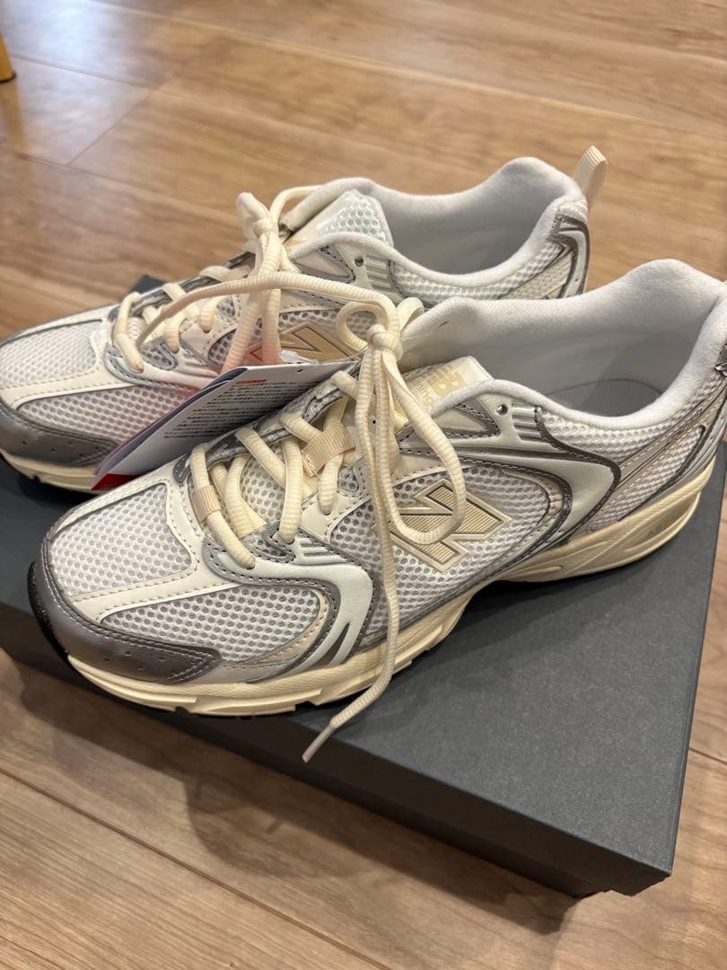 komugi　ニューバランス 530 24.5cm