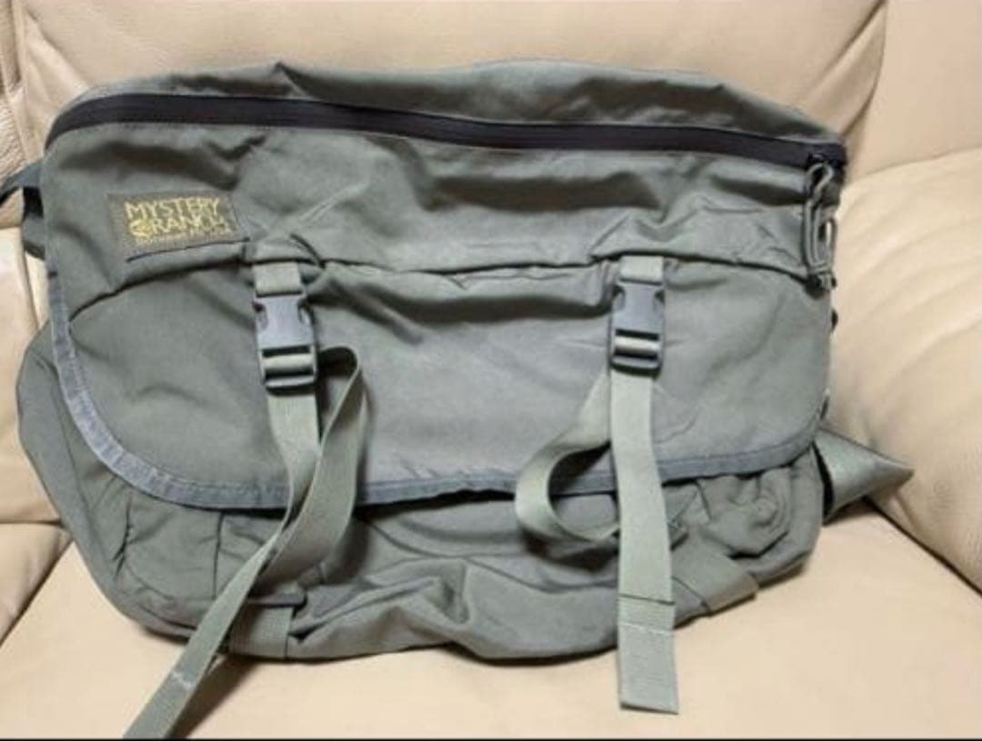 米国製 MYSTERY RANCH アウトサイダー メッセンジャー バッグ Mystery Ranch Outsider - Carryology