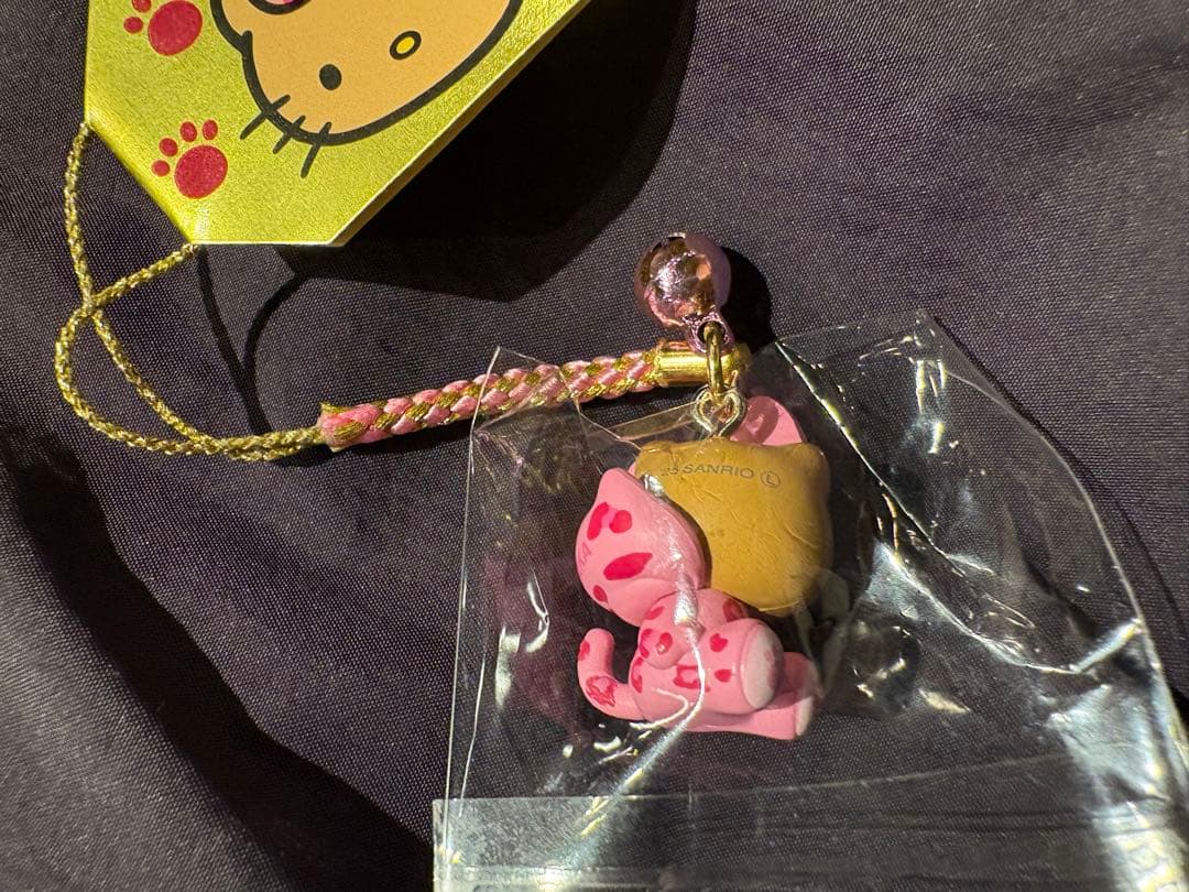 激レア キティ hello kitty ご当地 根付 大阪 ヒョウ柄 ピンク - メルカリ