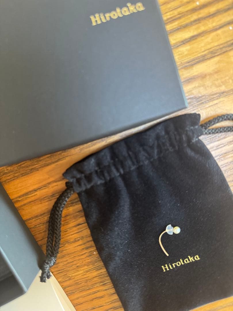 ヒロタカHirotakaパールピアスk10 Hirotaka/ヒロタカ Bird of Paradise パールピアス(片耳)（ピアス