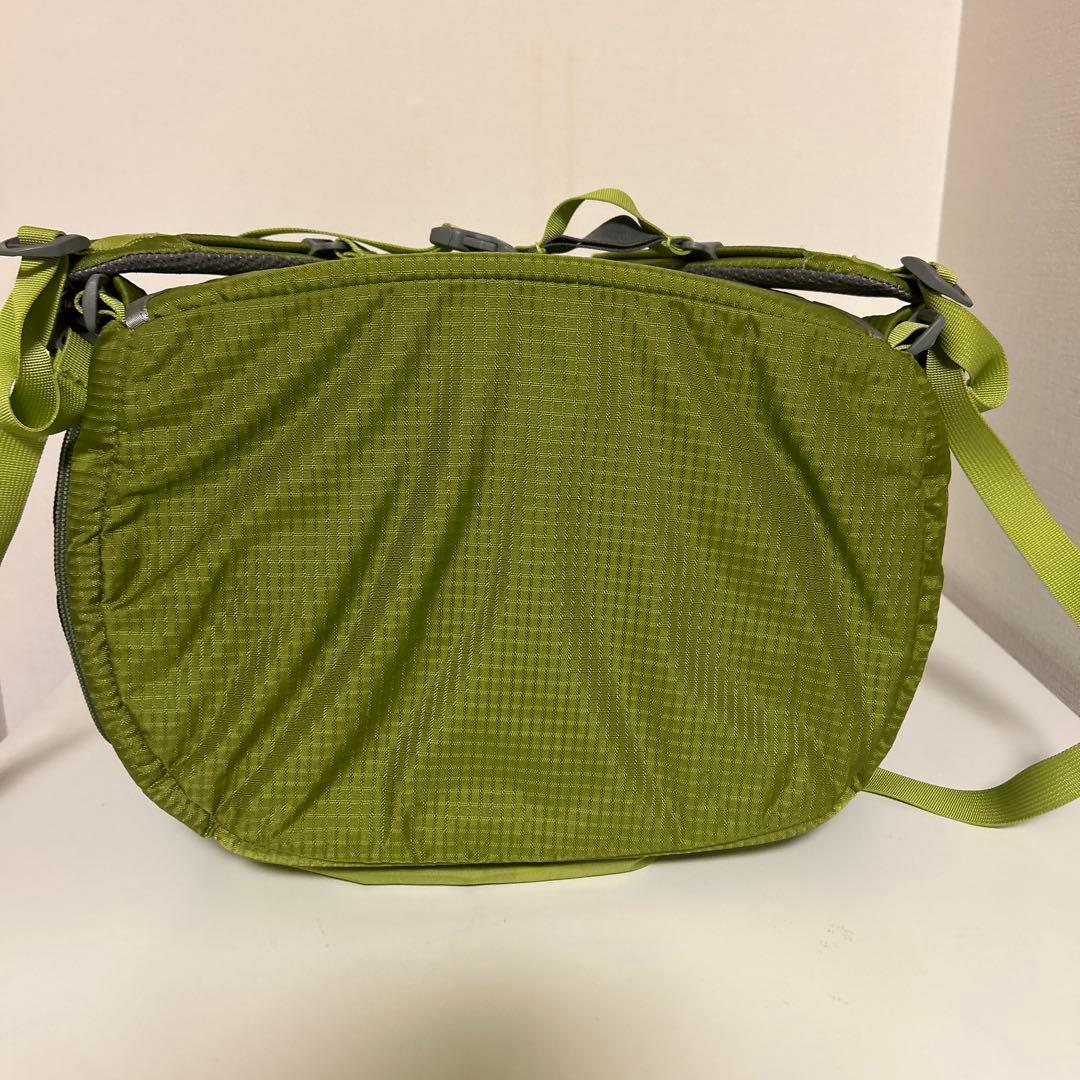 モンベル 犬用 リュック グリーン系 - メルカリ