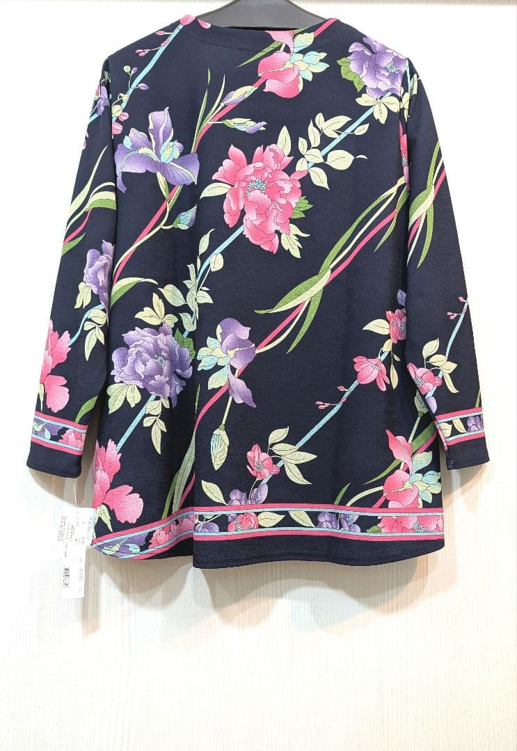 レオナール❝風❞チュニックお好きな方へ紺地ピンク✕パープル花新品XL