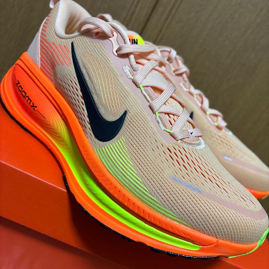 NIKE VOMERO18 26.5cm❣️