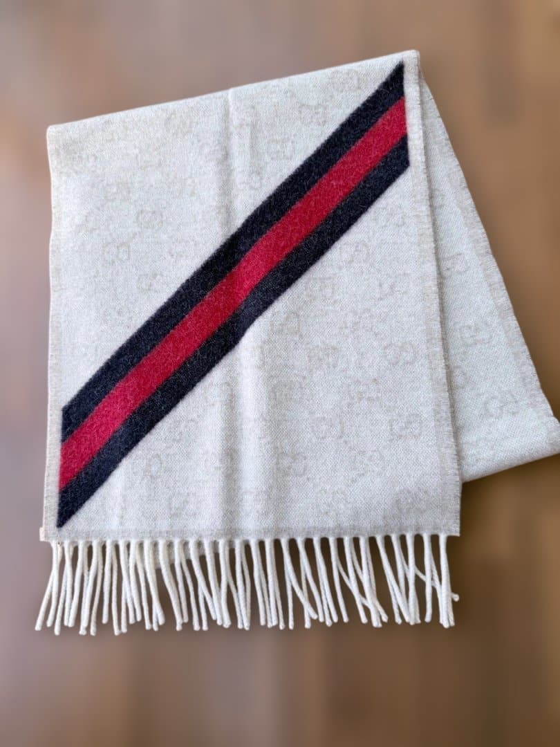 GUCCI グッチマフラー（美品） グッチ GUCCI マフラー メンズ レディース 男女兼用 GG柄 ウェビング