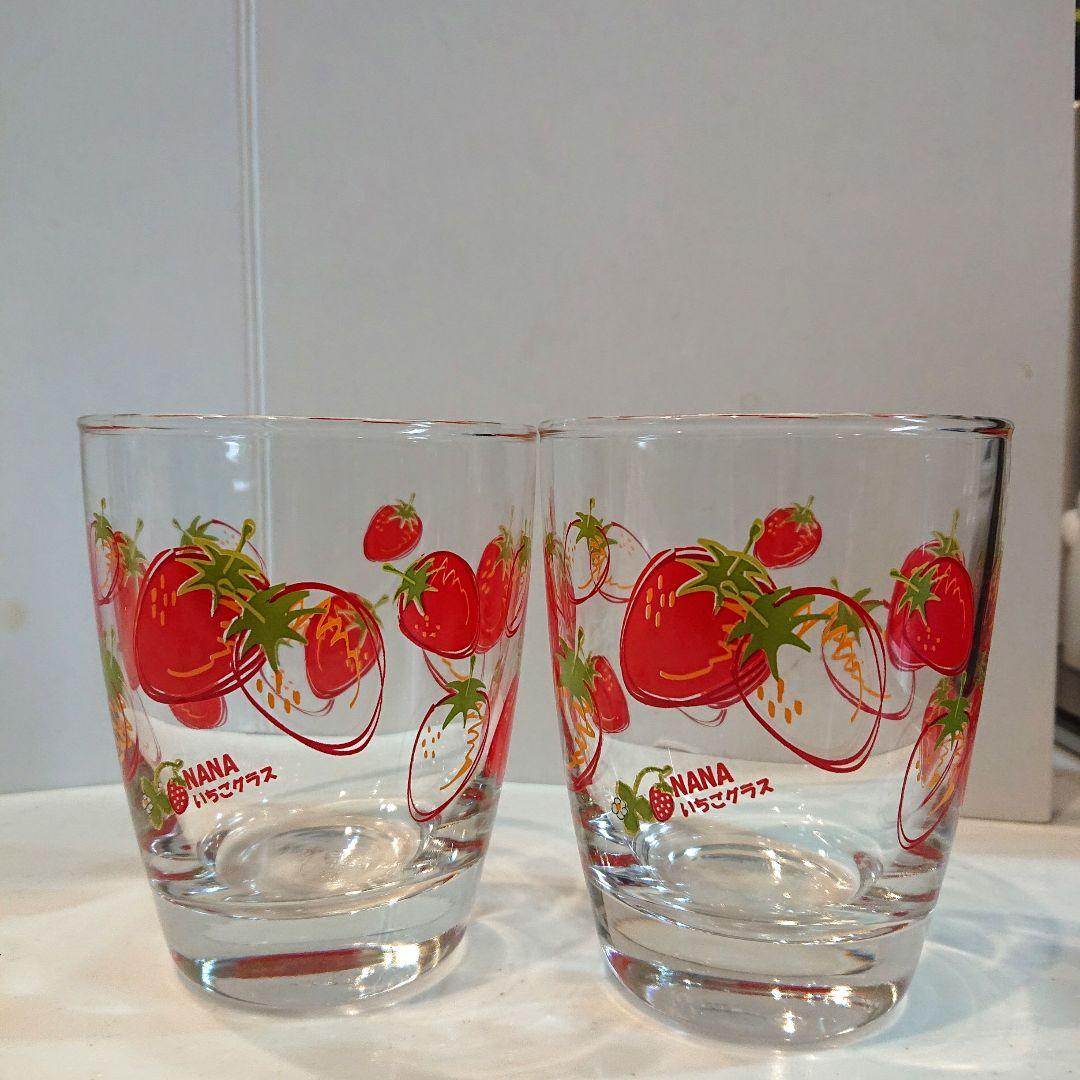 NANA いちごグラス - メルカリ