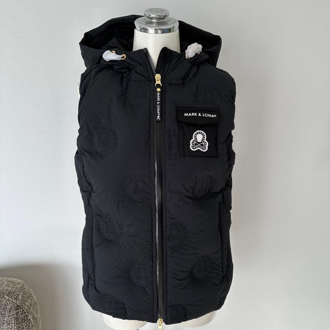 マークアンドロナ ダウンベストS 新品未使用 - メルカリ