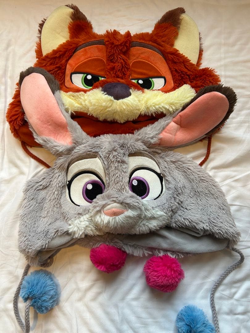 ディズニー 耳付き帽子 ニック・ワイルド&ジュディ・ホップス - メルカリ