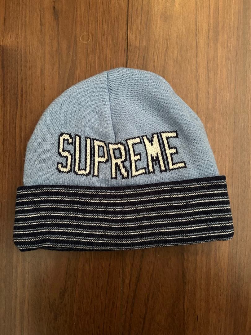 Supreme ストライプ ニット帽 - メルカリ