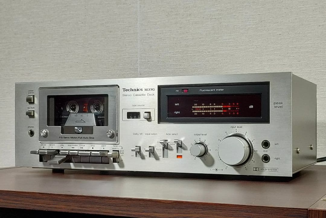 テクニクス Technics RS-M33Gカセットデッキ【録音再生良好】 テクニクス Technics RS-M33Gカセットデッキ【録音再生良好