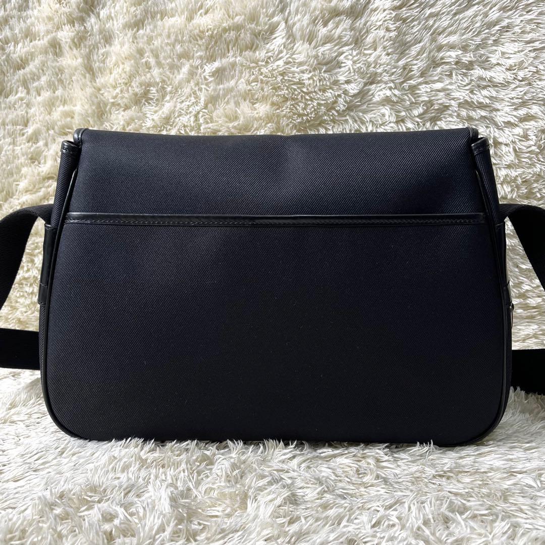 希少】 ハンティングワールド ショルダーバッグ サファリ ワッペン