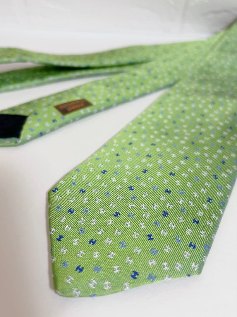 エルメス HERMES ネクタイ グリーン系 H柄 - メルカリ