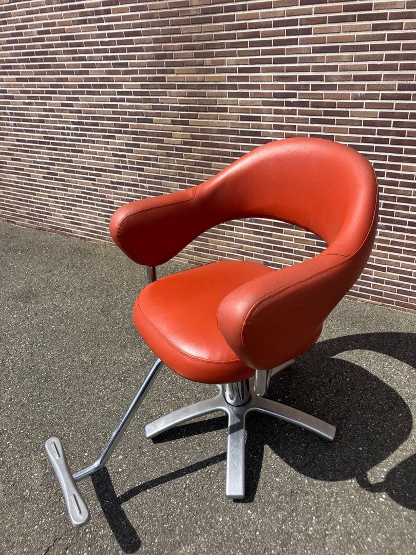 タカラベルモント KITA Ergo II Nagiチェアー美容室インテリアにも