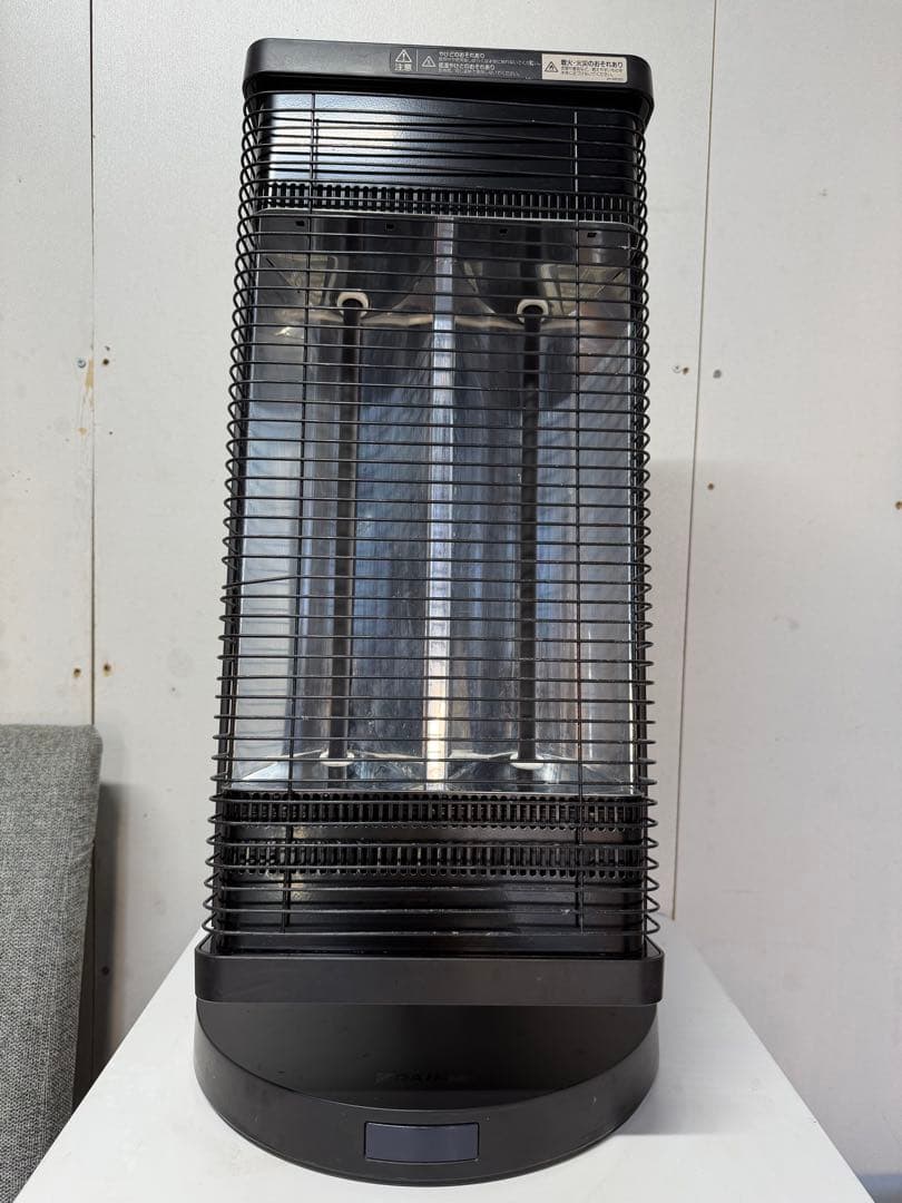 セラムヒート ダイキン ERFT11YS-T　2021年製　　送料無料 ダイキン（DAIKIN） 遠赤外線暖房機 セラムヒート 電気ヒーター