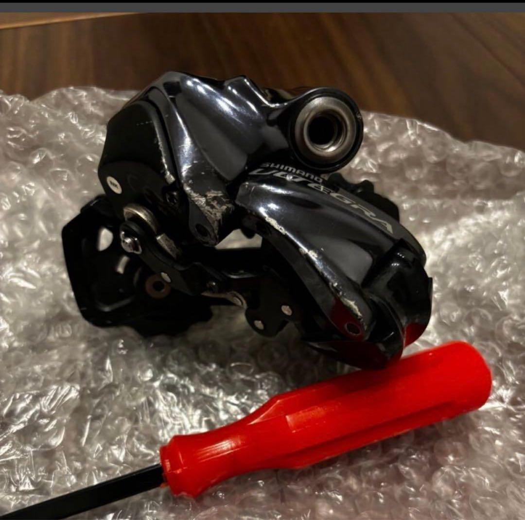 KYB Gas-A-Just ショックアブソーバー 553221