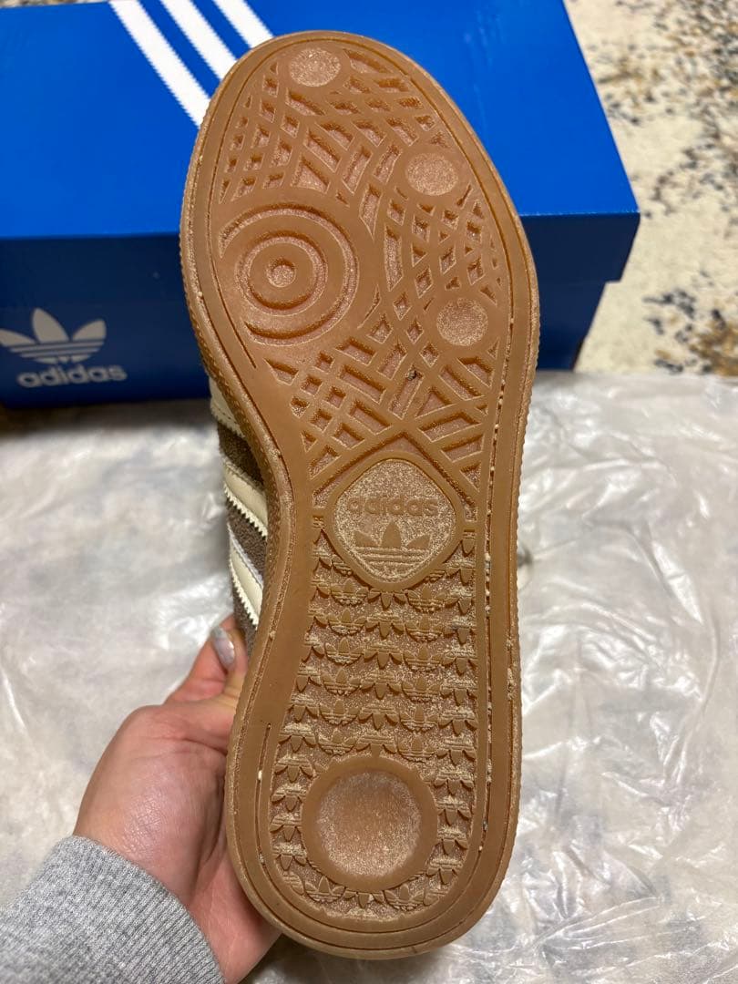 靴 adidas SPEZIAL 22.5cm