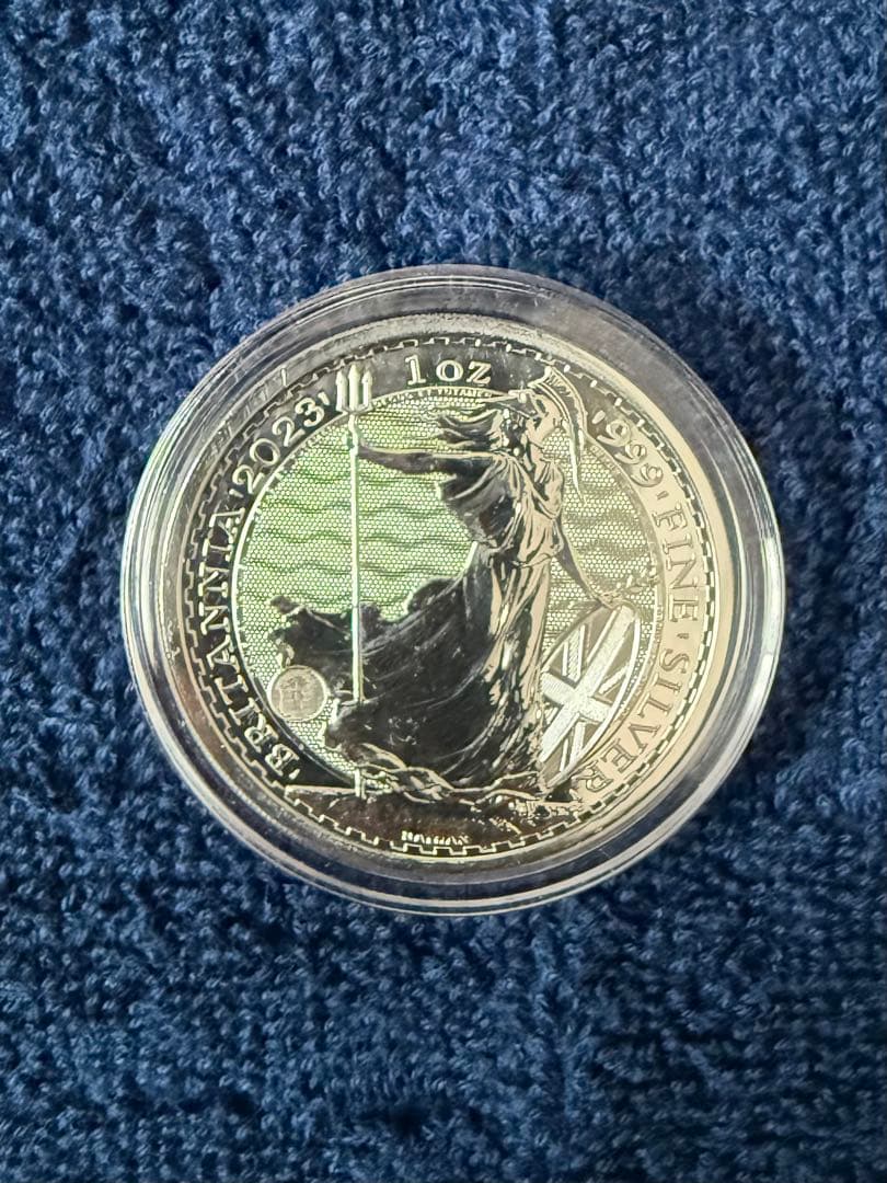 2023年 イギリス「ブリタニア」純銀 1オンス 銀貨 (エリザベス2世） 楽天市場】即納・追跡可 【エリザベス2世肖像】2023 1オンス イギリス