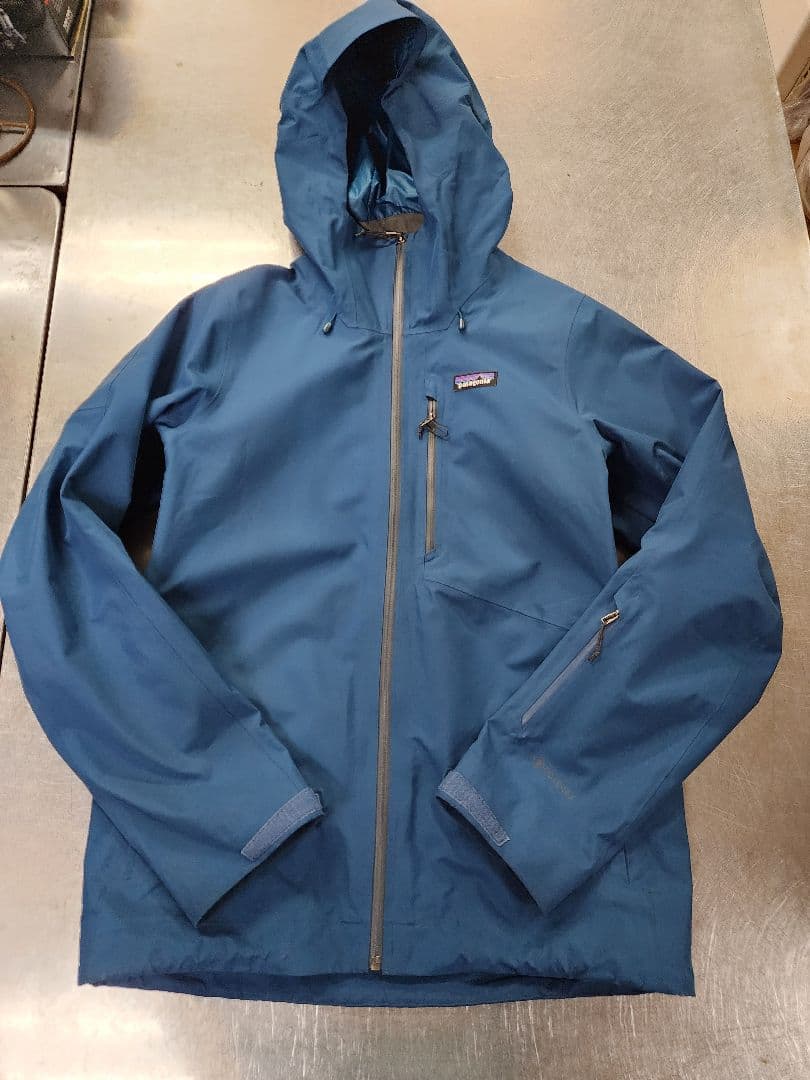 Patagonia 青 フード付きジャケット Kids' 4-in-1 Everyday Jacket(XL(KID'S) BLK/ブラック): Patagonia