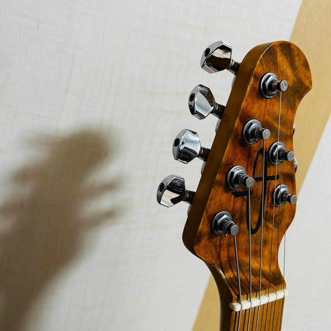 R*i様 美品✨MUSICMAN olp AXIS MM-1 トレモロアーム付 - メルカリ