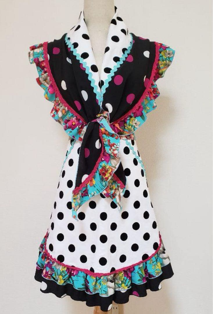 フラメンコ エプロン・ピキージョ（シージョ）✨マリキータ - メルカリ