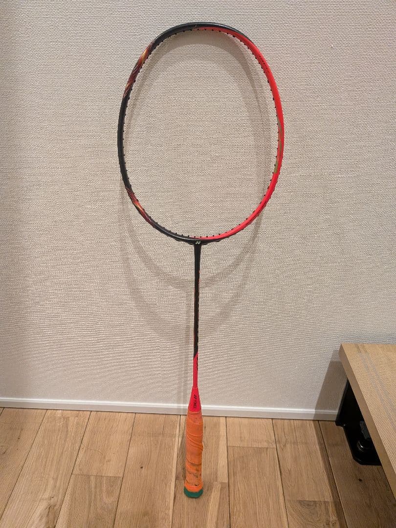 バドミントン ラケット ヨネックス アストロクス77 美品 廃盤 オレンジ