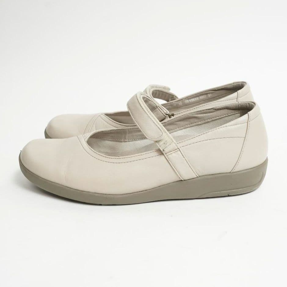 【美品】アシックス ペダラ パンプス ストラップ レザー 23.5cm