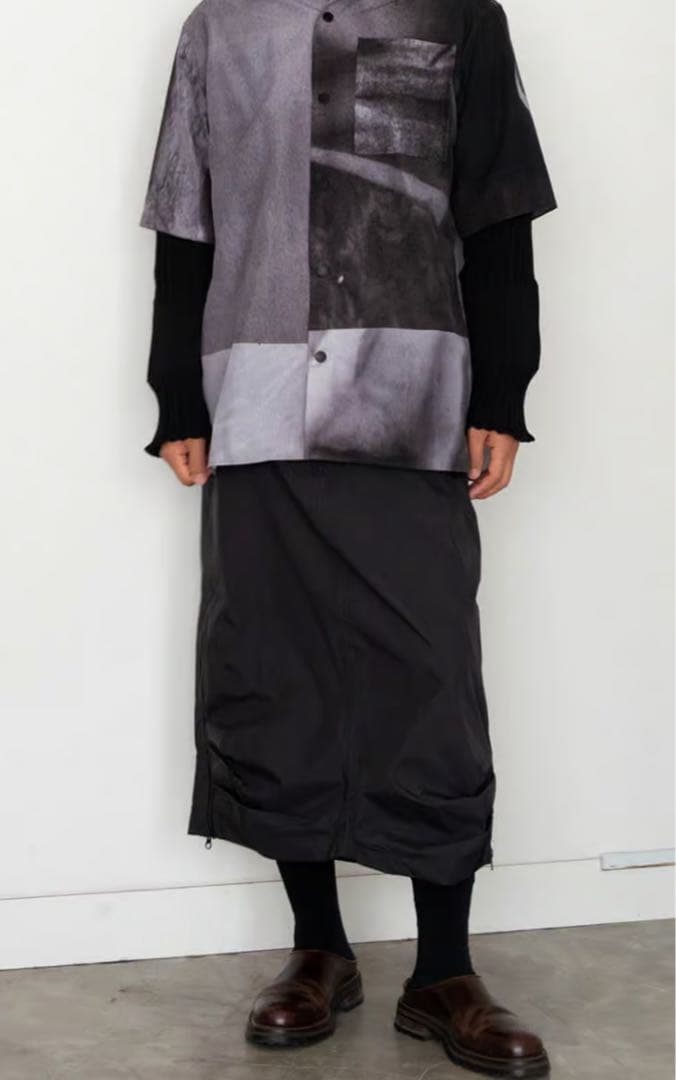 GR10K ARC SKIRT 48 ASFALT GREY - メルカリ