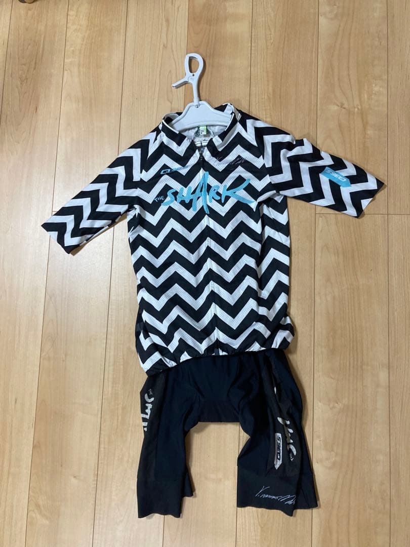 Q36.5 夏用ジャージandビブショーツ イタリアの高級ブランドQ36.5がサマーコレクションを発売｜Q36.5