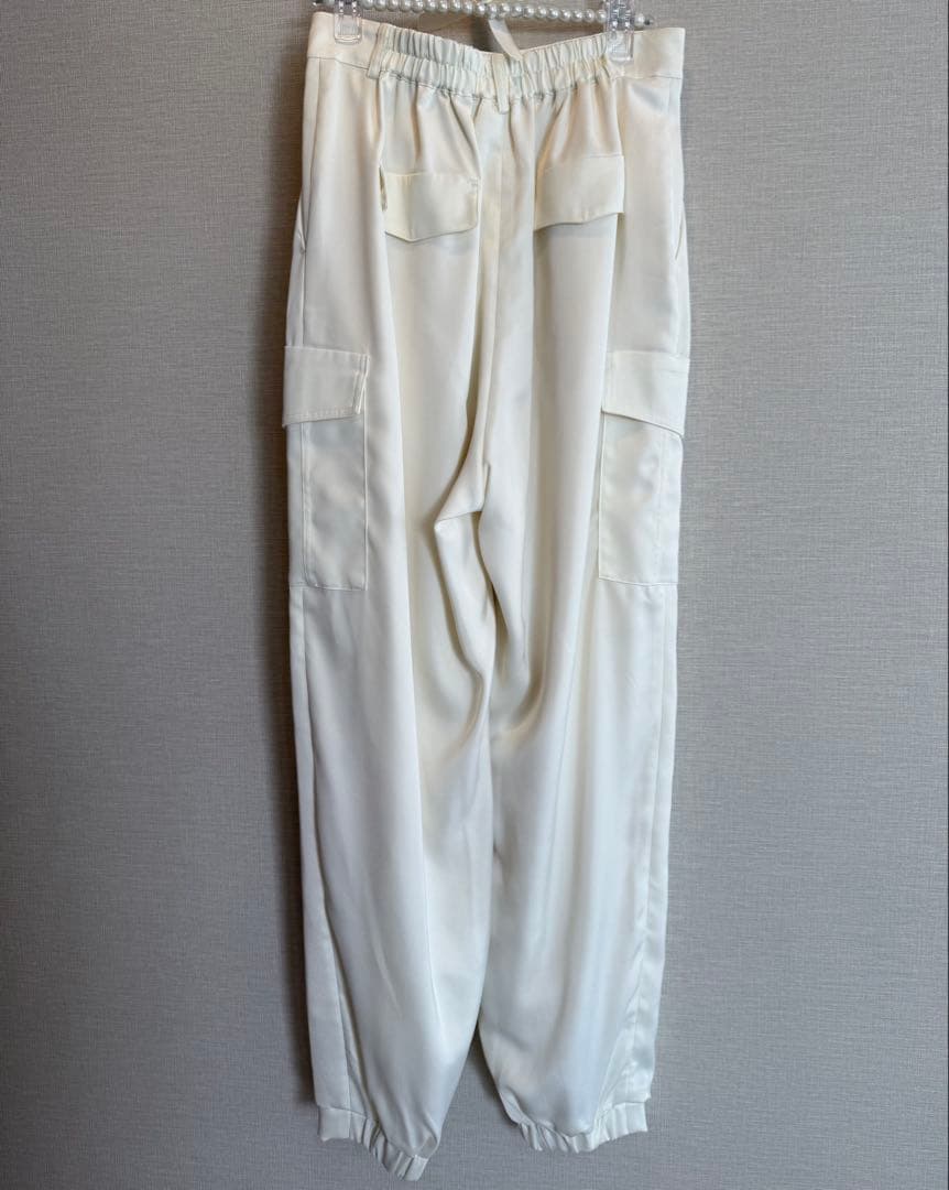 Apuweiser-richeリラクシーサテンワークパンツ - メルカリ