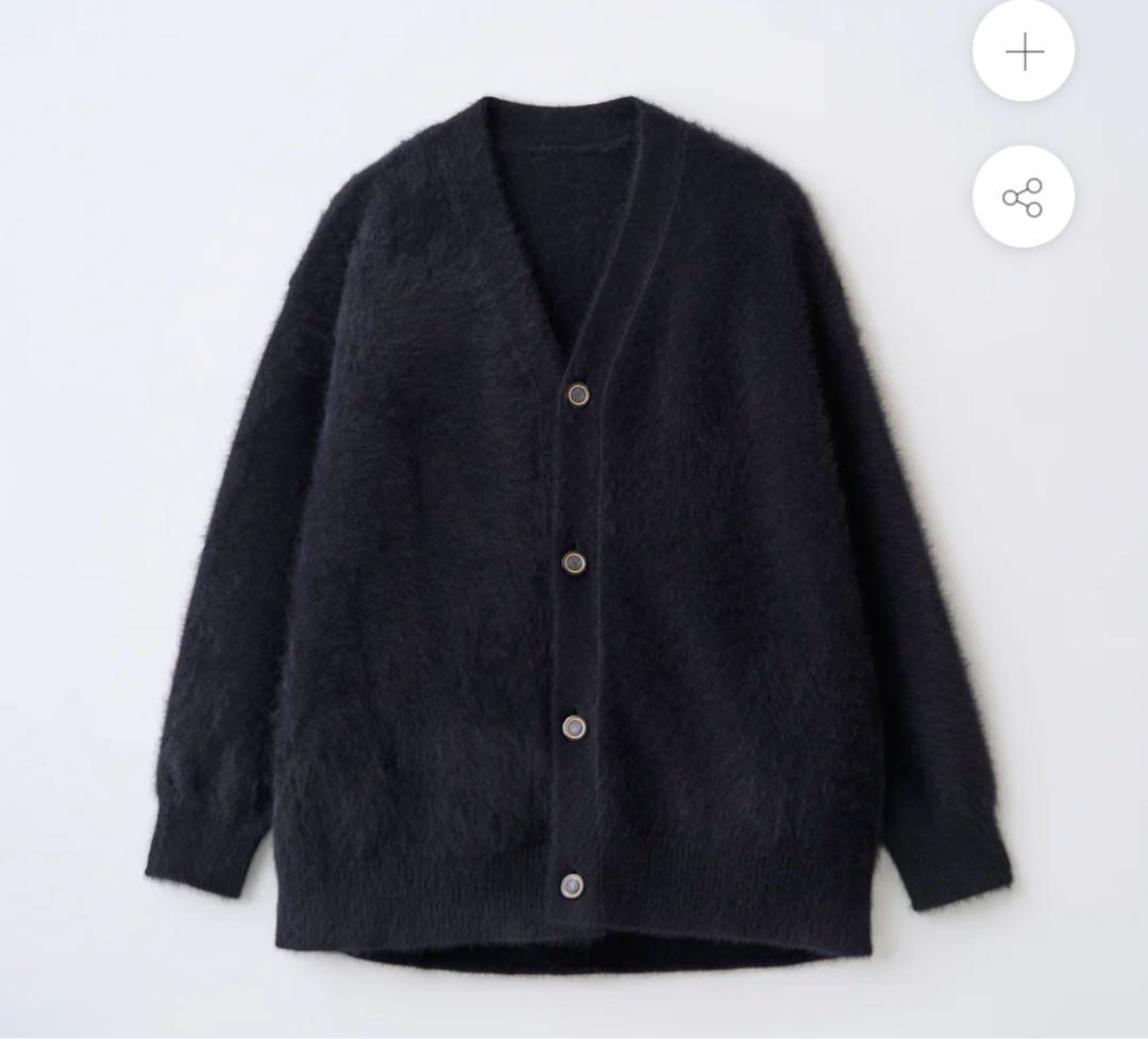 佐藤健 ABYTS ゴールドボタンシャギーカーディガン size1 黒 秋🍂新作✨ABYTS 今年はカーディガンにしました 今年に入って黒以外を
